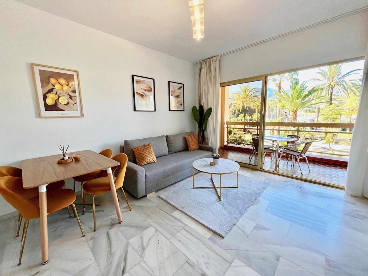 797 Holiday Rentals- Apartamento En Hotel Sunset Beach Frente Al Mar Benalmadena Exterior photo
