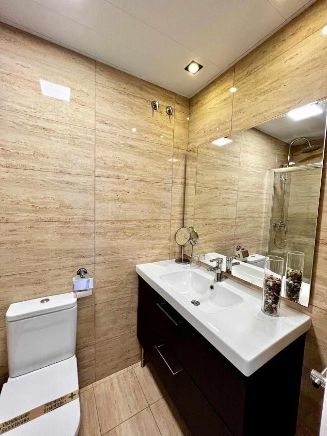 797 Holiday Rentals- Apartamento En Hotel Sunset Beach Frente Al Mar Benalmadena Exterior photo