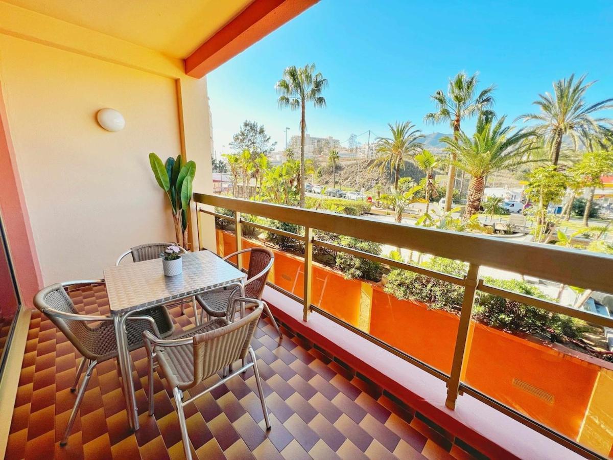 797 Holiday Rentals- Apartamento En Hotel Sunset Beach Frente Al Mar Benalmadena Exterior photo