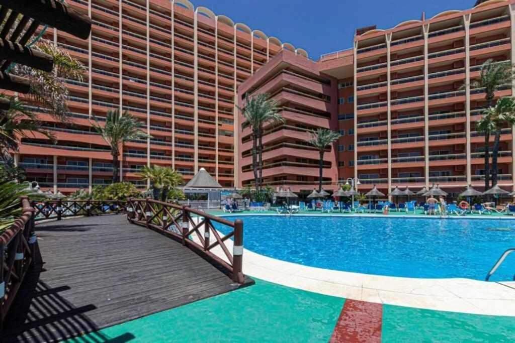 797 Holiday Rentals- Apartamento En Hotel Sunset Beach Frente Al Mar Benalmadena Exterior photo