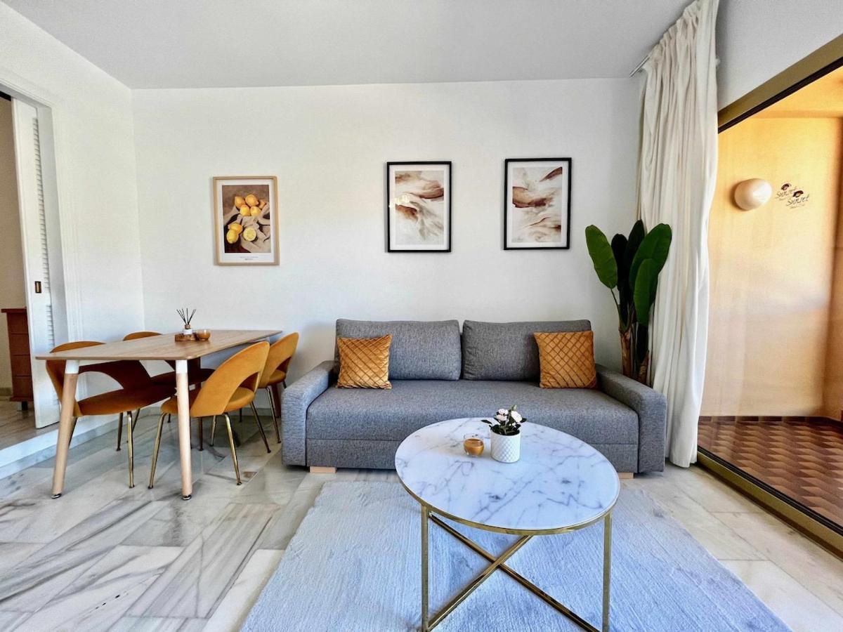 797 Holiday Rentals- Apartamento En Hotel Sunset Beach Frente Al Mar Benalmadena Exterior photo