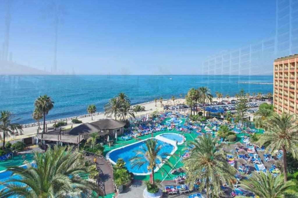 797 Holiday Rentals- Apartamento En Hotel Sunset Beach Frente Al Mar Benalmadena Exterior photo